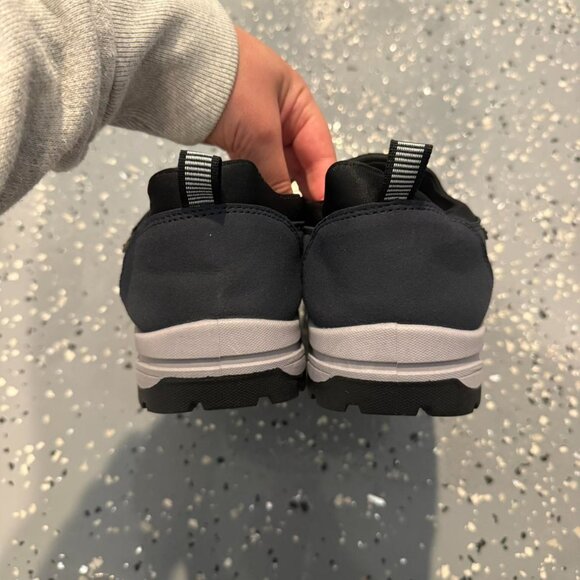 Slip-on shoes - Picture 3 of 5